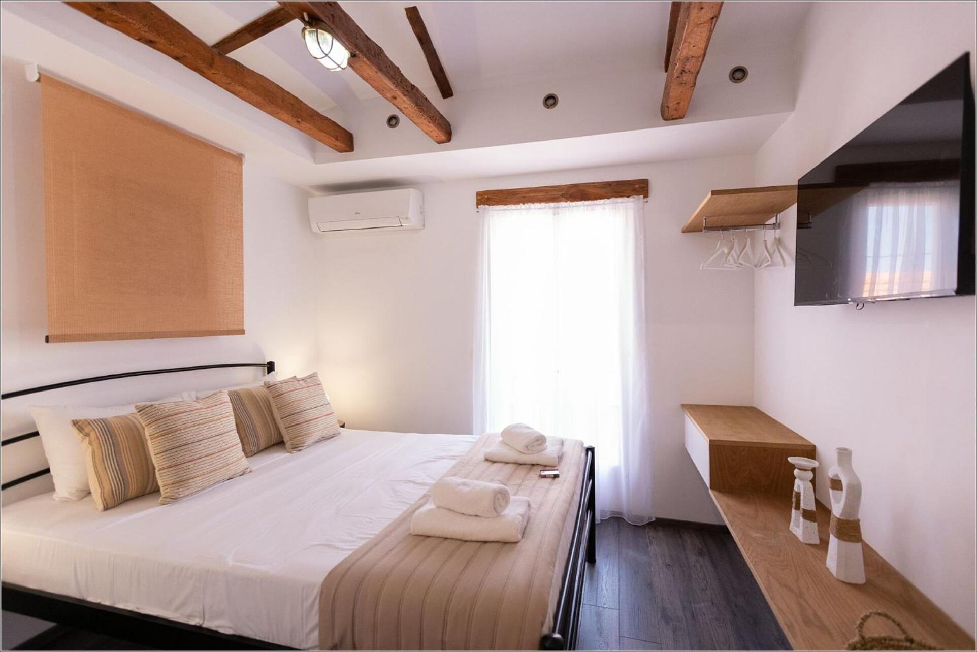 Ziv Boutique Apartments Town Square Lefkada City Exterior photo